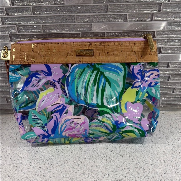 Lilly Pulitzer Handbags - Lilly Pulitzer Pink and Green Tropical Cosmetic Case